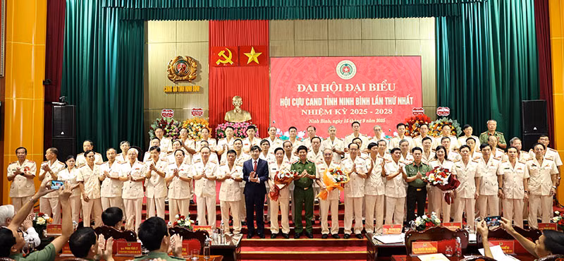 Đại hội đại biểu Hội Cựu Công an nhân dân tỉnh Ninh Bình lần thứ Nhất, nhiệm kỳ 2025-2028 -0