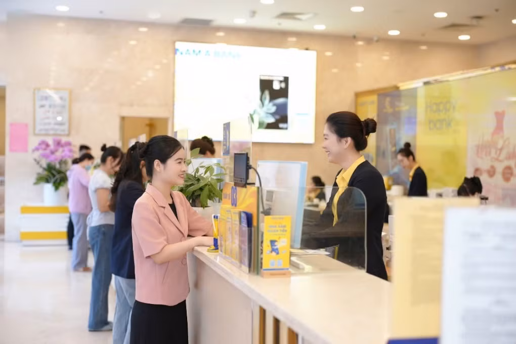 FiinRatings lần đầu xếp hạng tín nhiệm dài hạn Nam A Bank ở mức “A-”&nbsp;với Triển vọng&nbsp;“Ổn định” -0