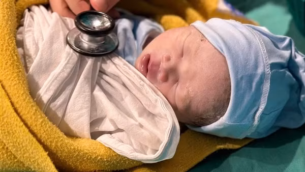 Cứu sống sản phụ mang thai 34 tuần bị vỡ ruột thừa, nguy kịch tính mạng
