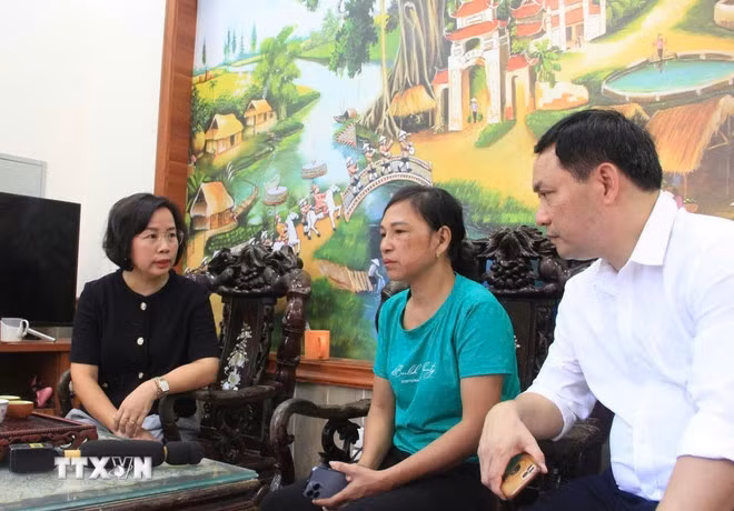 Phó Thủ tướng yêu cầu khẩn trương điều tra nguyên nhân vụ cháy tại Thường Tín -0