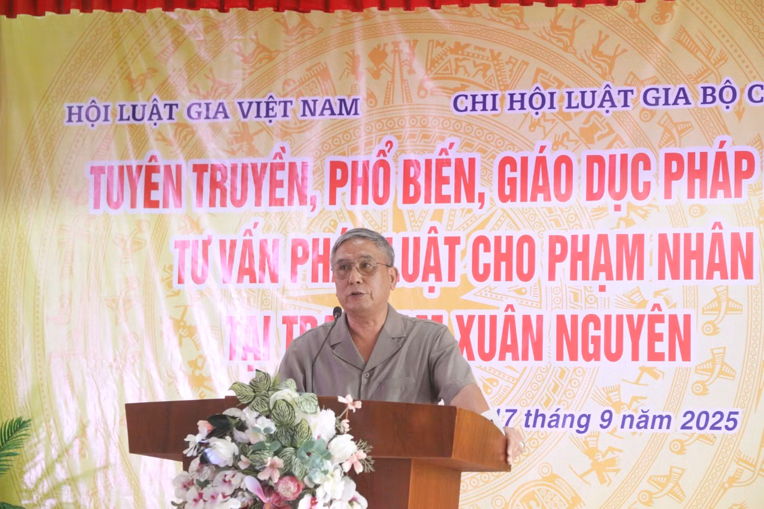 Tuyên truyền, tư vấn pháp luật cho các phạm nhân tại Trại giam Xuân Nguyên -0