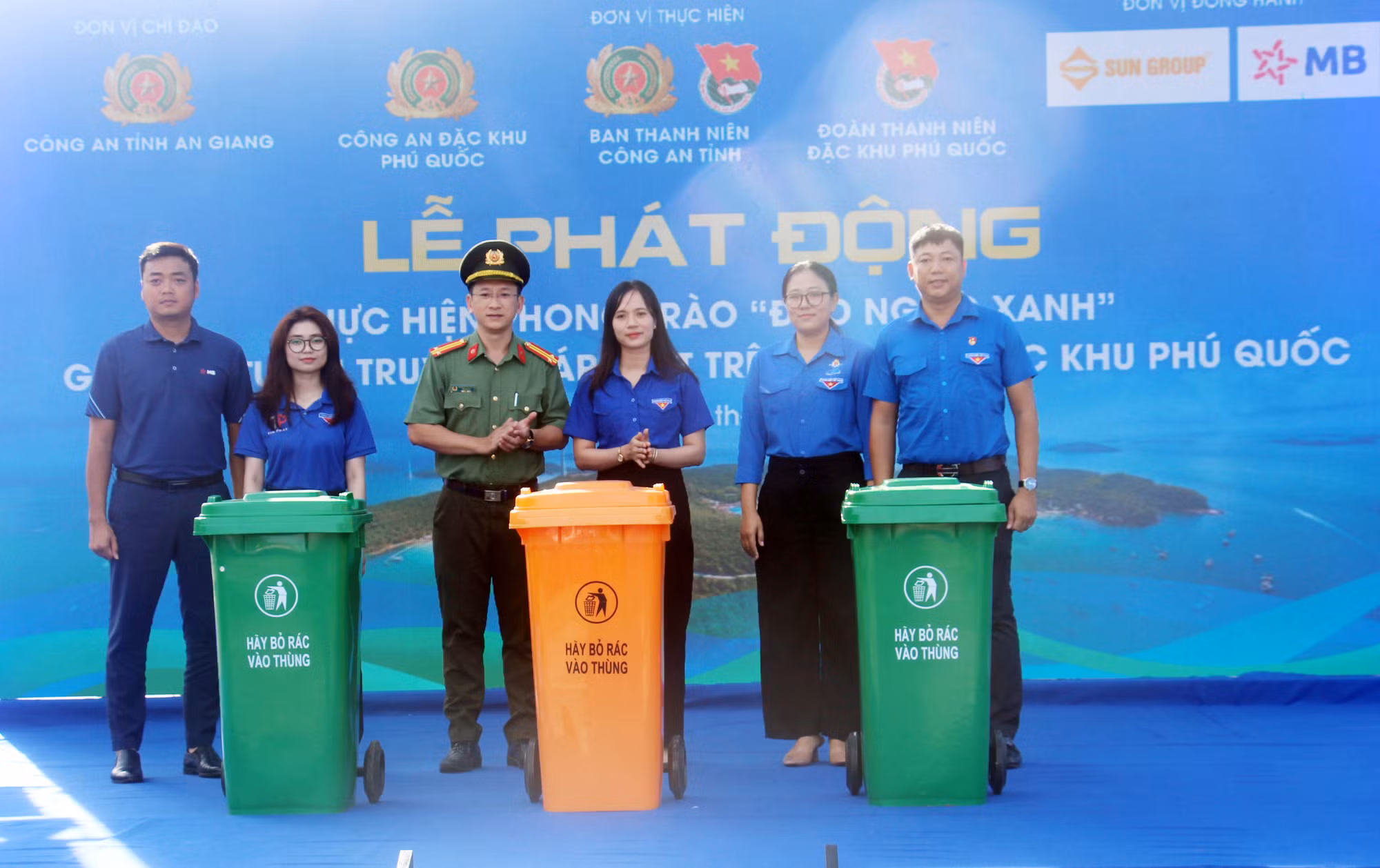 Nhiều hoạt động thiết thực để đặc khu Phú Quốc thành “Đảo ngọc xanh” -2