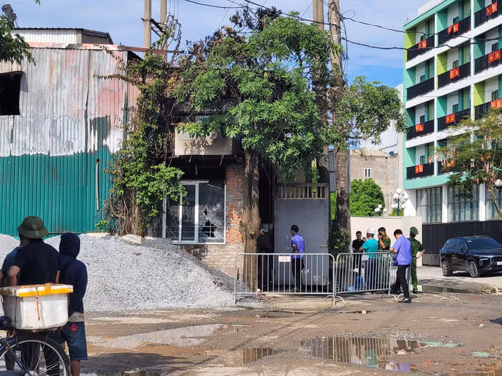 4 người trong gia đình tử vong thương tâm trong đám cháy -0