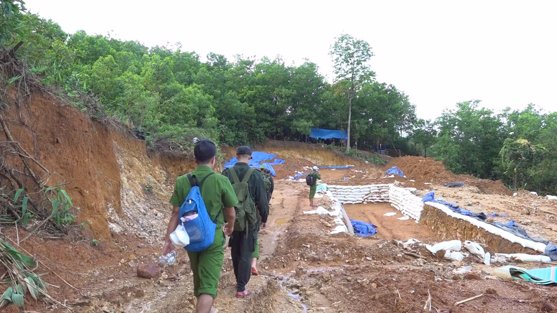 anh-vang-tac-o-phu-ninh-2-17326275415841197624084.jpg -0