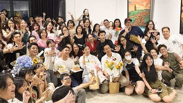 Khi gen Z “cuồng” phim lịch sử
