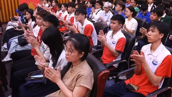 "Trường học không rác thải nhựa" là lời kêu gọi hành động mạnh mẽ
