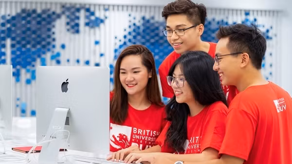 Sớm xây dựng&nbsp;Đề án tổ chức thi tốt nghiệp THPT, thi tuyển sinh đại học trên máy tính
