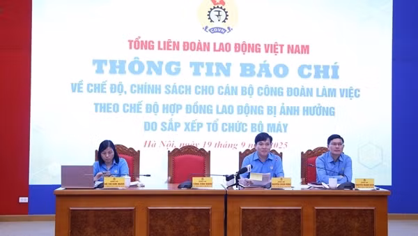 400 tỷ đồng chi trả cho cán bộ công đoàn chuyên trách bị ảnh hưởng do sắp xếp bộ máy