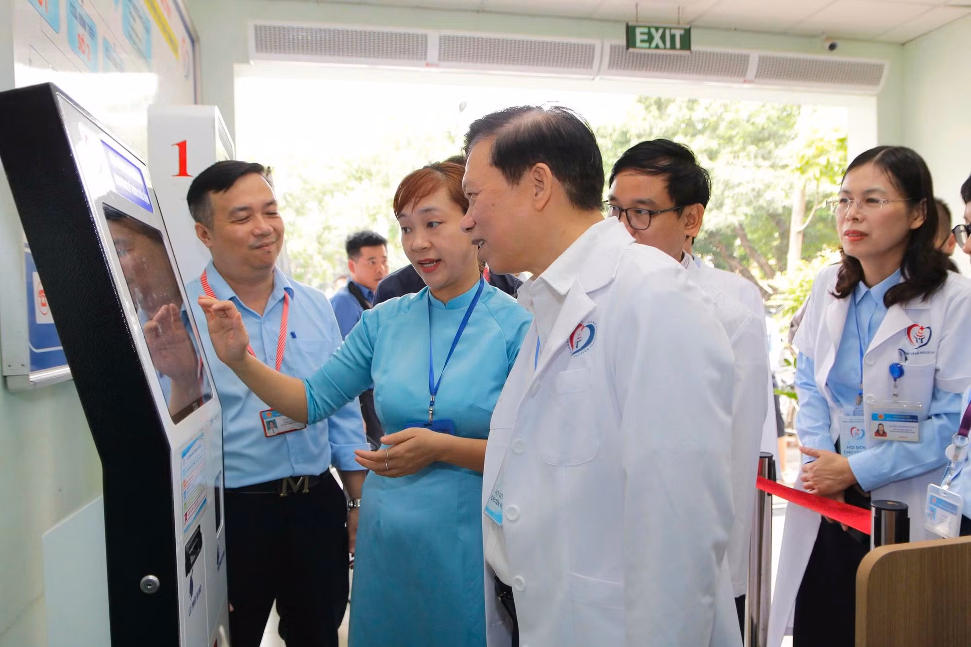 Gần 60% bệnh viện của Hà Nội đã triển khai bệnh án điện tử -0