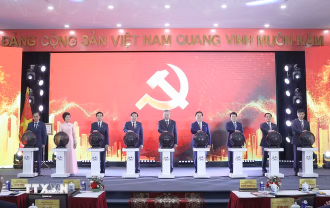 Tổng Bí thư: TTXVN tiếp tục khẳng định vai trò là cơ quan thông tin chiến lược, tin cậy của Đảng và Nhà nước -0