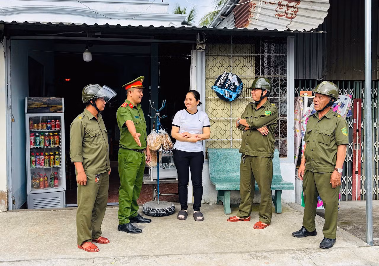 Góp phần giữ vững bình yên vùng quê Vĩnh Long -0