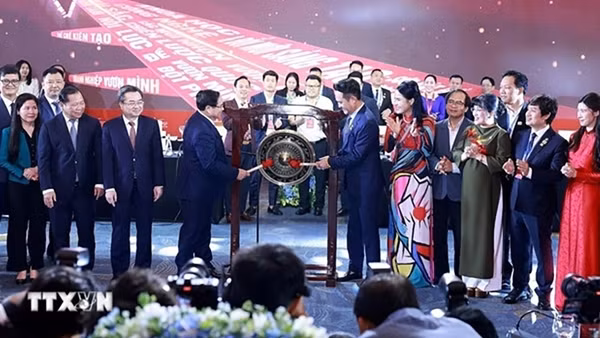 Cộng đồng doanh nghiệp tư nhân đồng hành cùng dân tộc bước vào kỷ nguyên mới