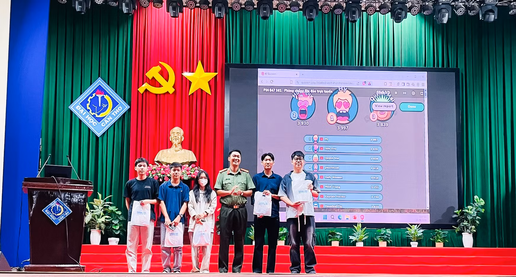 Đồng hành cùng sinh viên giải mã thủ đoạn lừa đảo trực tuyến -0