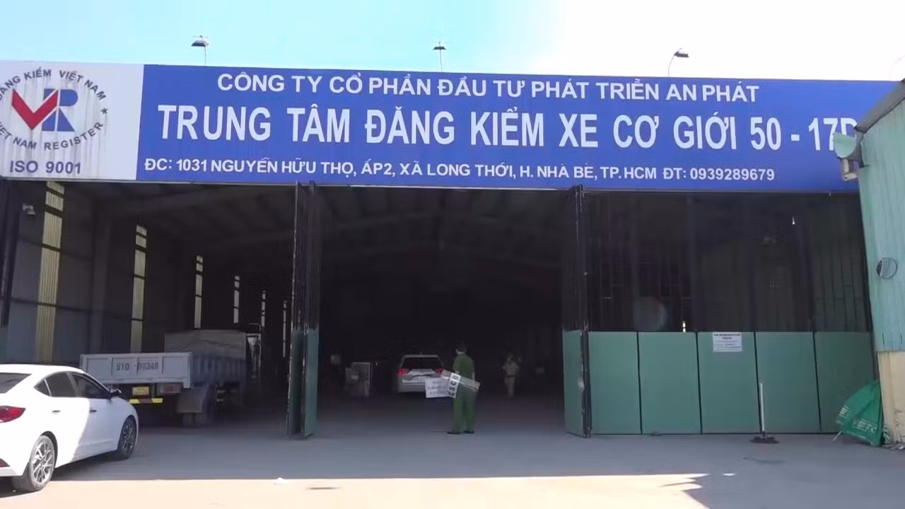 Tiếp tục đình chỉ hoạt động 2 trung tâm đăng kiểm ở TP Hồ Chí Minh -0