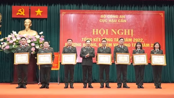 Hoàn thành vượt mức các chỉ tiêu, nhiệm vụ công tác hậu cần, quản trị