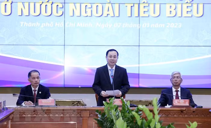 Lãnh đạo TP Hồ Chí Minh gặp mặt kiều bào tiêu biểu nhân dịp đón Xuân Quý Mão -0