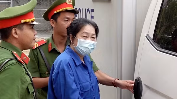 "Trùm buôn lậu" Mười Tường cùng đồng phạm lãnh 66 năm tù