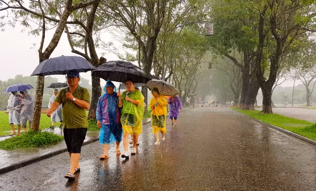 Mưa giảm dần ở miền Trung và Nam Bộ -0