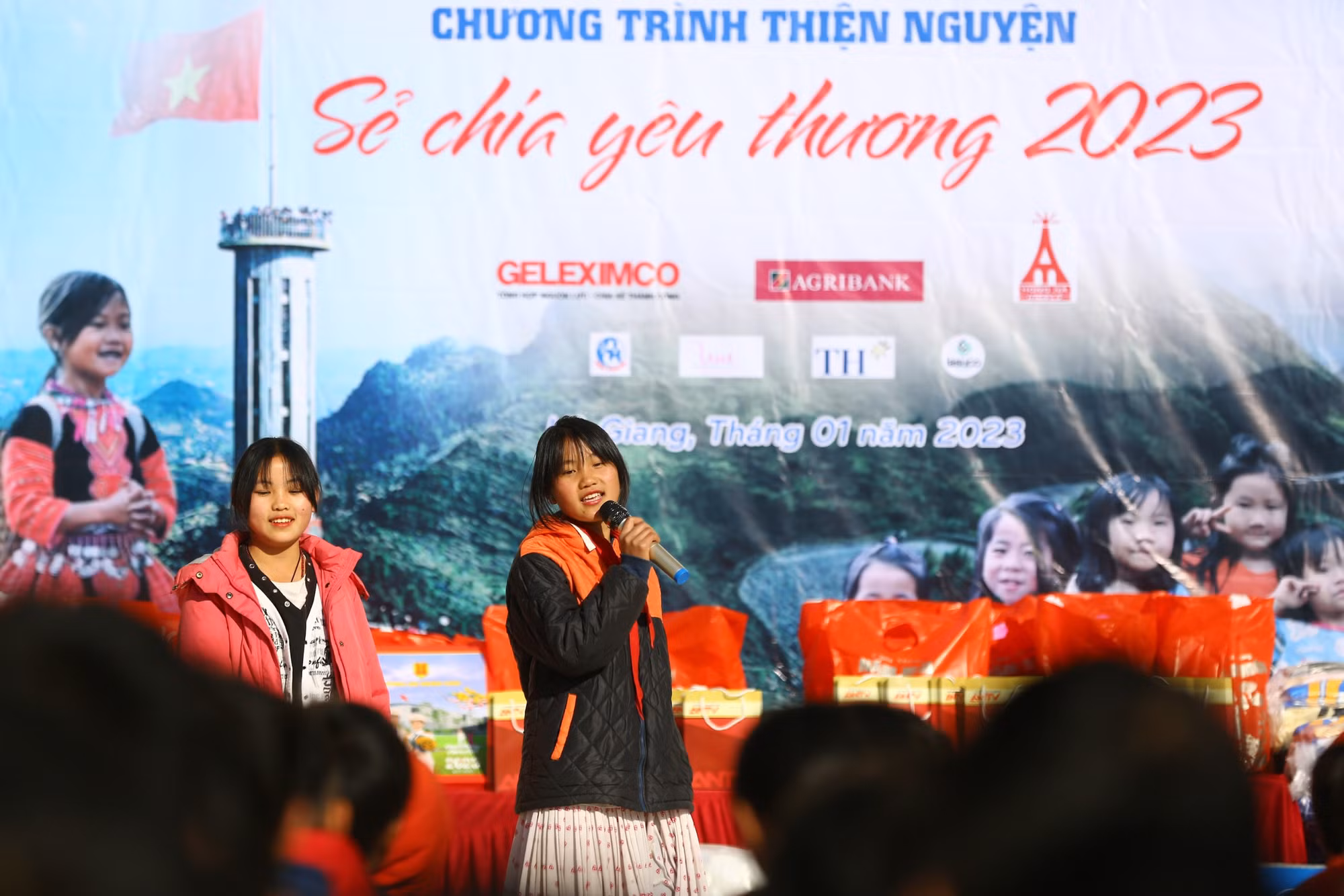 Tuổi trẻ Cục Truyền thông CAND về với miền địa đầu Tổ quốc -0