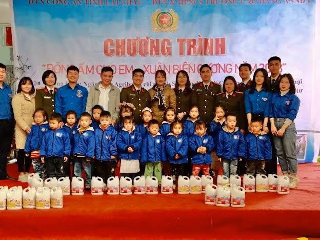 Trường Cao đẳng ANND I tổ chức hoạt động tình nguyện 