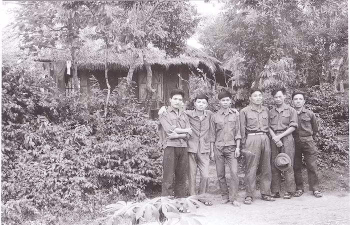 Trang 19: Vĩ tuyến 17- Mùa xuân ấy không thể nào quên -0