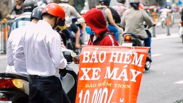 Bộ Tài chính nói gì về kiến nghị bỏ bảo hiểm bắt buộc với xe máy?