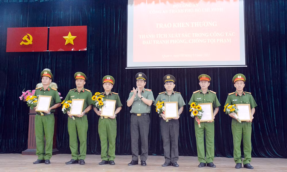 xuan-binh-yen-(9).jpg -0