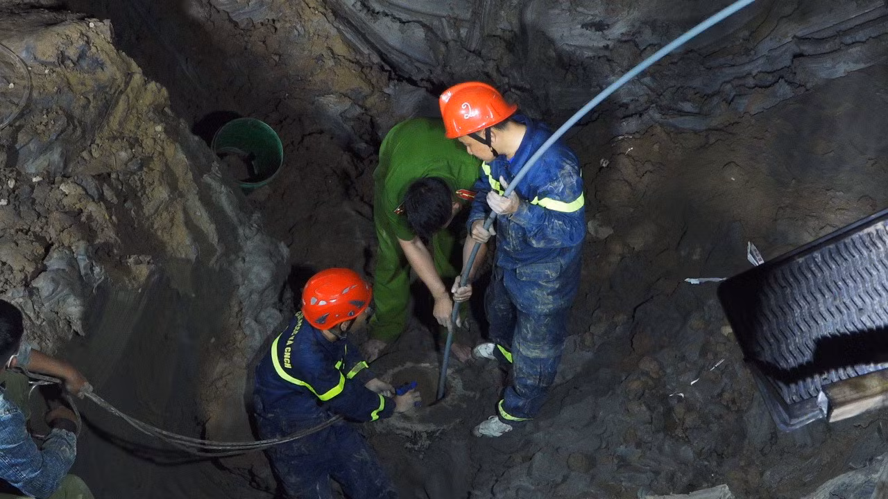 Gia đình cháu bé 10 tuổi mong muốn sớm đưa thi thể con trai về nhà -0