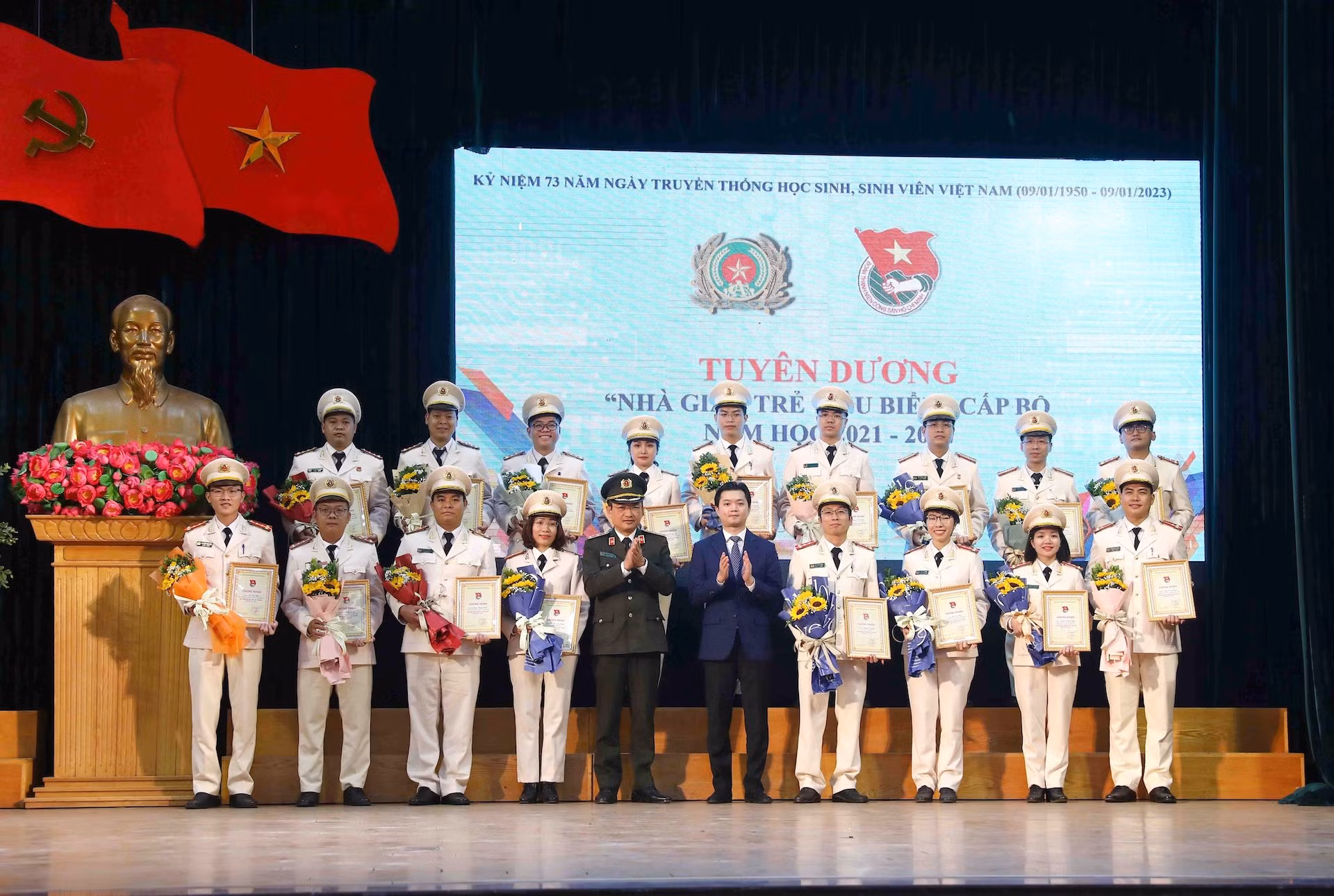 Phát huy vai trò xung kích của thanh niên Công an trong các lĩnh vực công tác -0