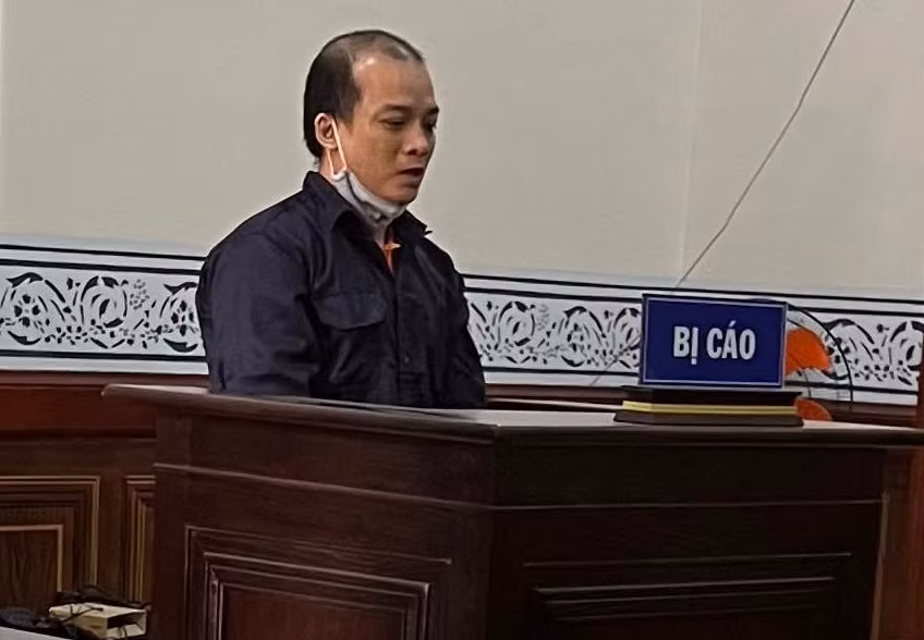 Lãnh án sau 20 năm bỏ trốn -0