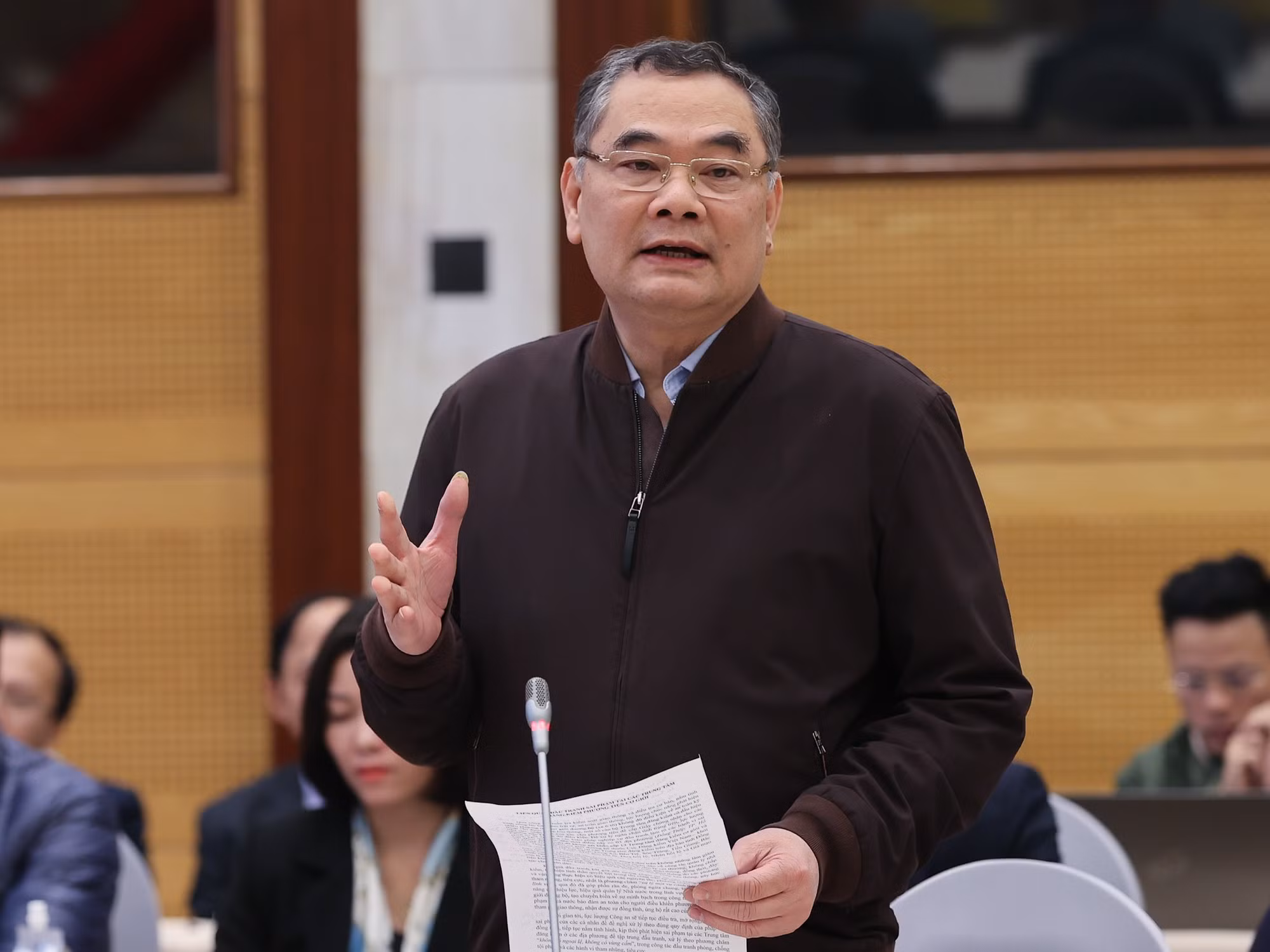 Trung tướng Tô Ân Xô: Giám đốc Trung tâm kiểm định học hết lớp 3, không biết đọc, viết -0