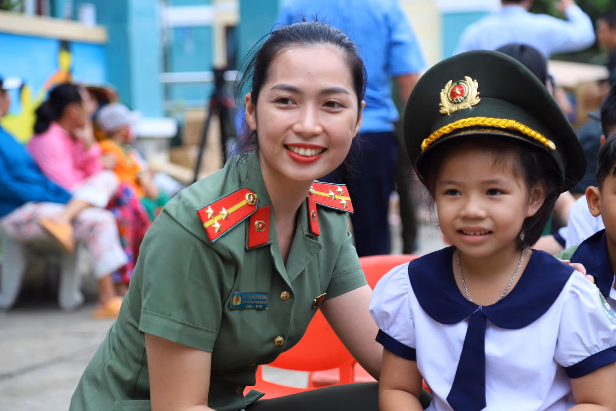 Tuổi trẻ Công an TP Hồ Chí Minh và “Hành trình nghĩa tình biên giới, hải đảo” xuân Quý Mão -0