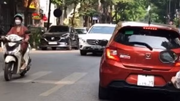 Hà Nội xử phạt nhiều phương tiện vi phạm giao thông từ thông tin trên mạng xã hội