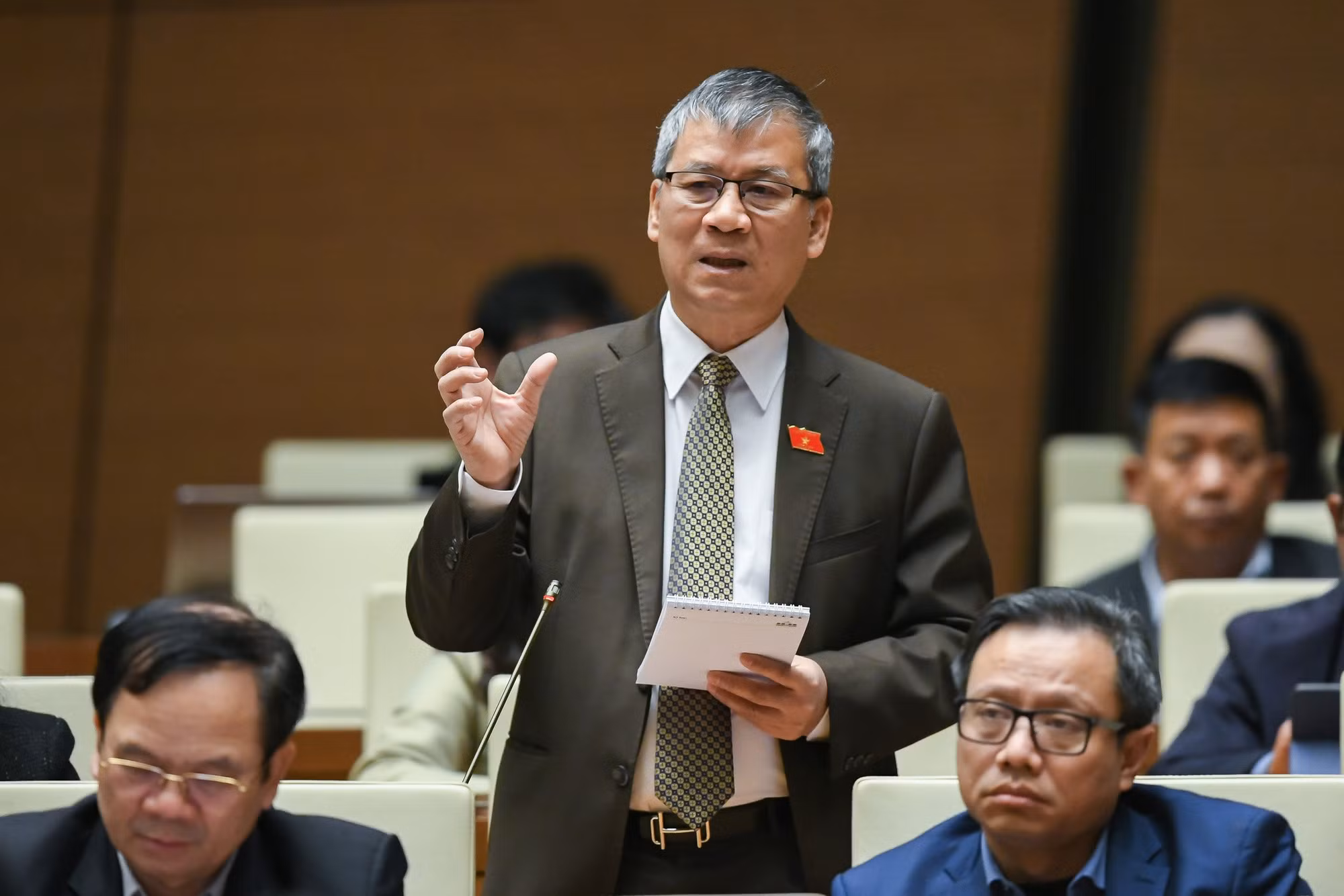 ĐBQH Nguyễn Anh Trí.