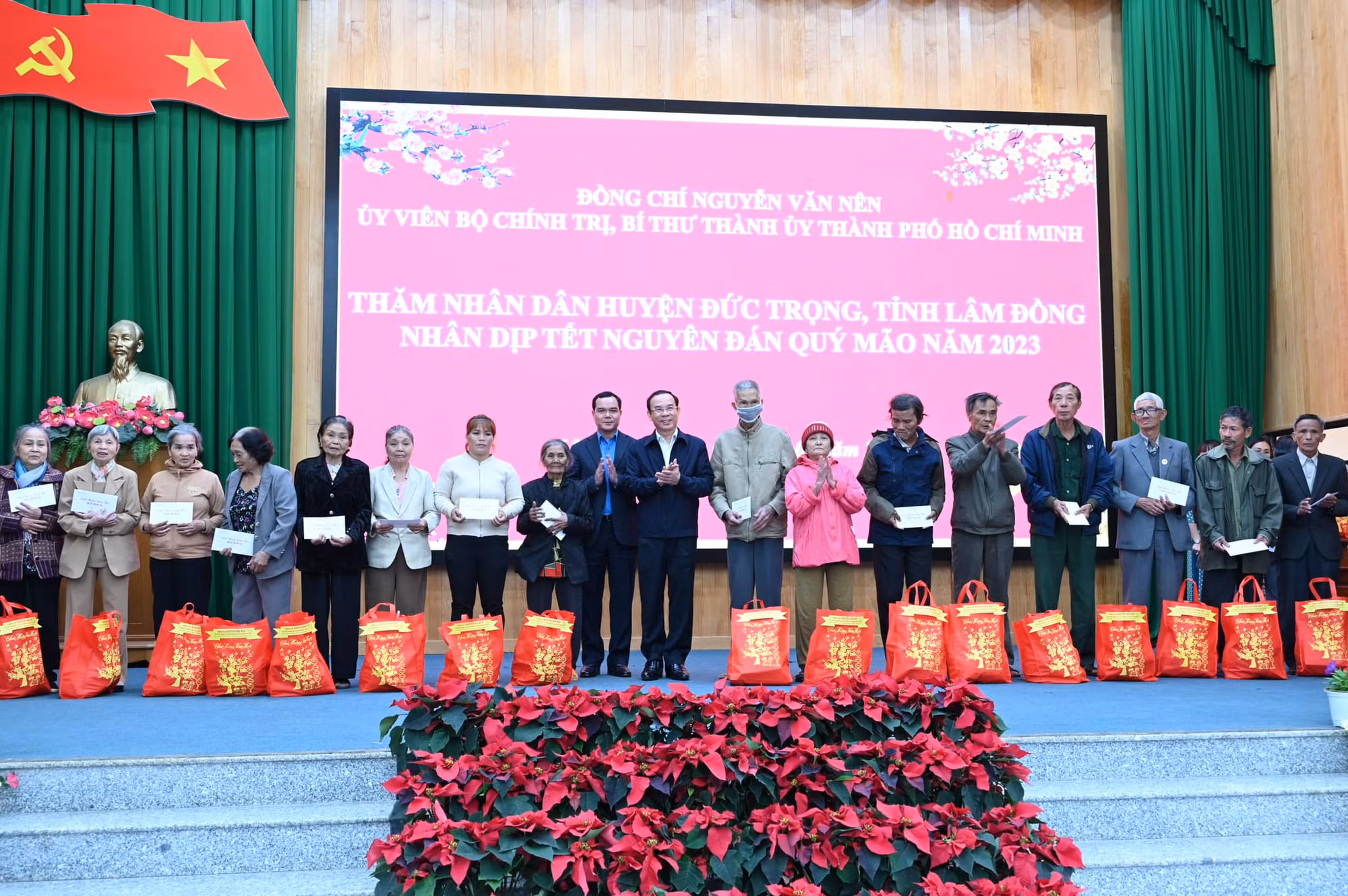 TP Hồ Chí Minh thăm và tặng quà Tết các tỉnh Lâm Đồng, Bạc Liêu, Hậu Giang, TP Cần Thơ -0
