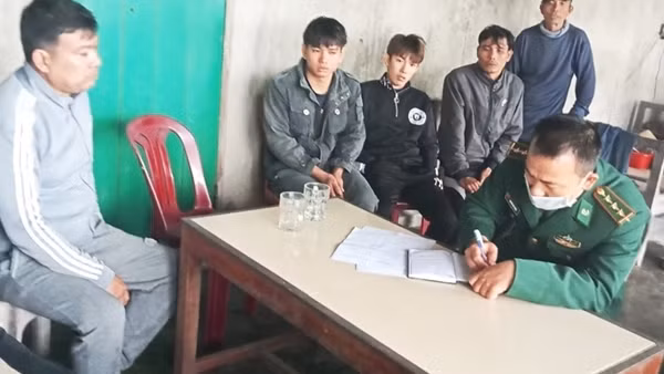 Liên tiếp cứu sống nhiều ngư dân gặp nạn trên biển