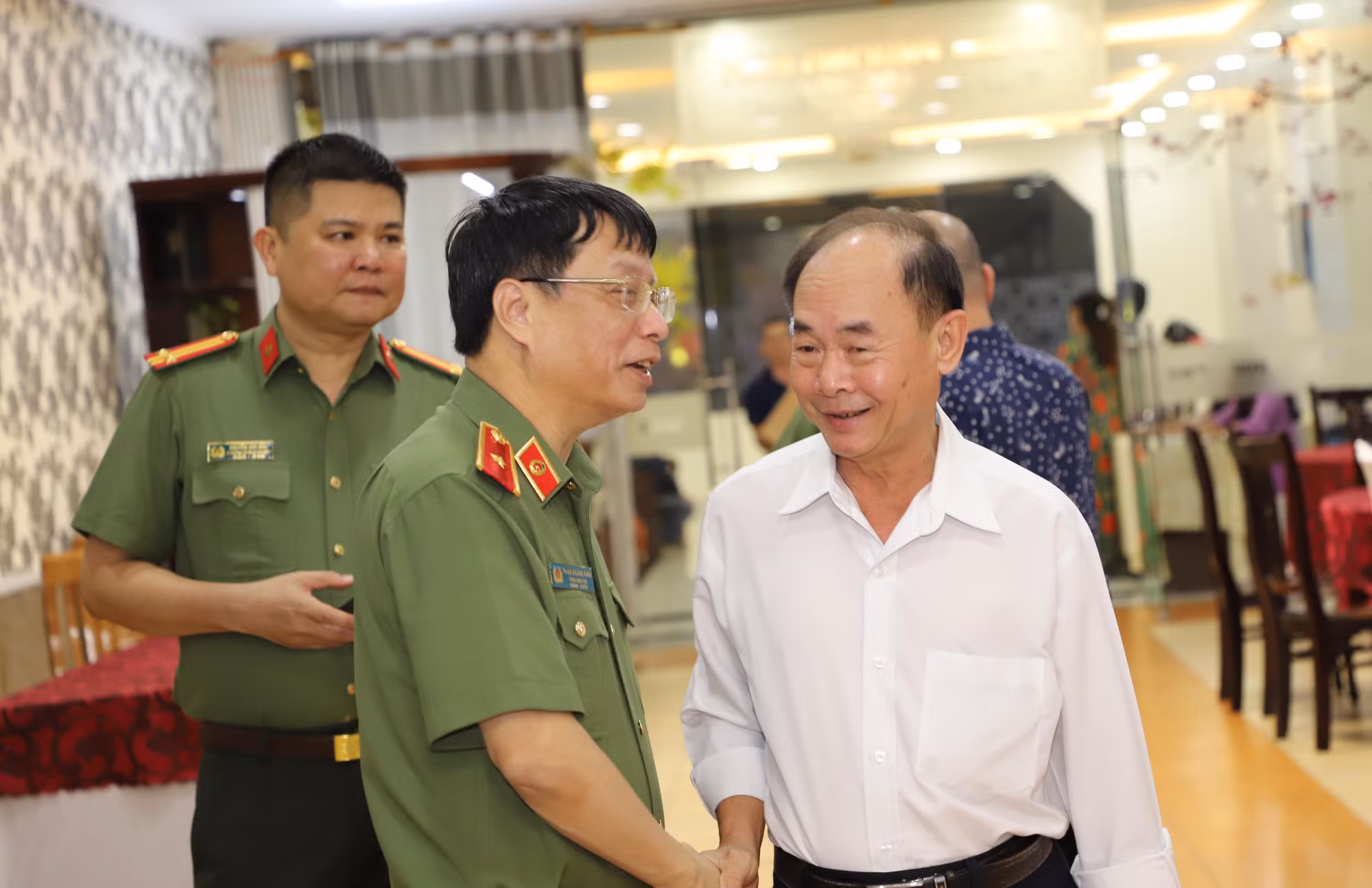 Nồng ấm sắc xuân nghĩa tình -0