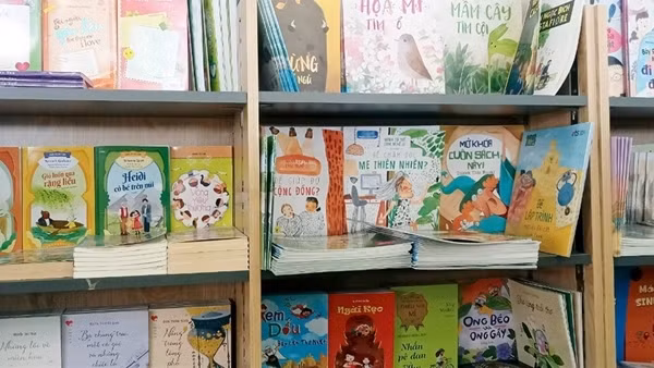 Văn đàn Việt: Vì đâu thiếu vắng tác phẩm văn học dành cho thiếu nhi?