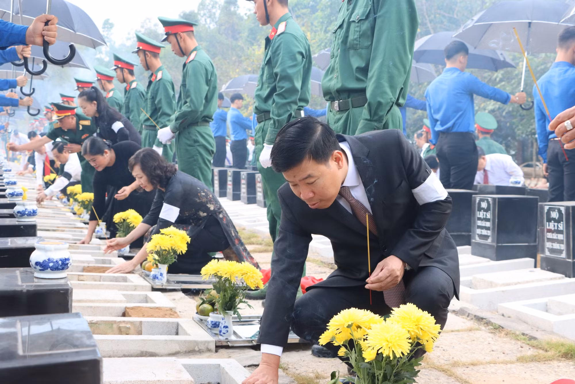 Long trọng truy điệu và an táng 89 hài cốt liệt sĩ hy sinh trong và ngoài nước -0
