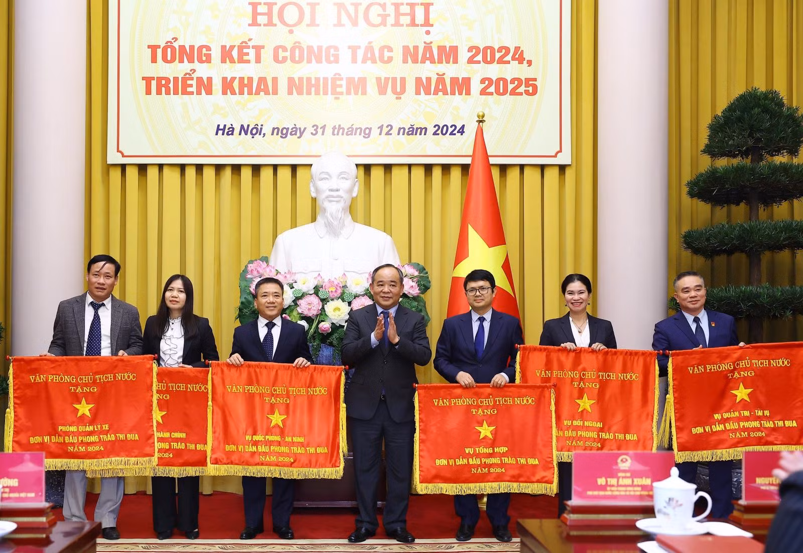 Chủ tịch nước Lương Cường dự Hội nghị triển khai nhiệm vụ năm 2025 của Văn phòng Chủ tịch nước -0