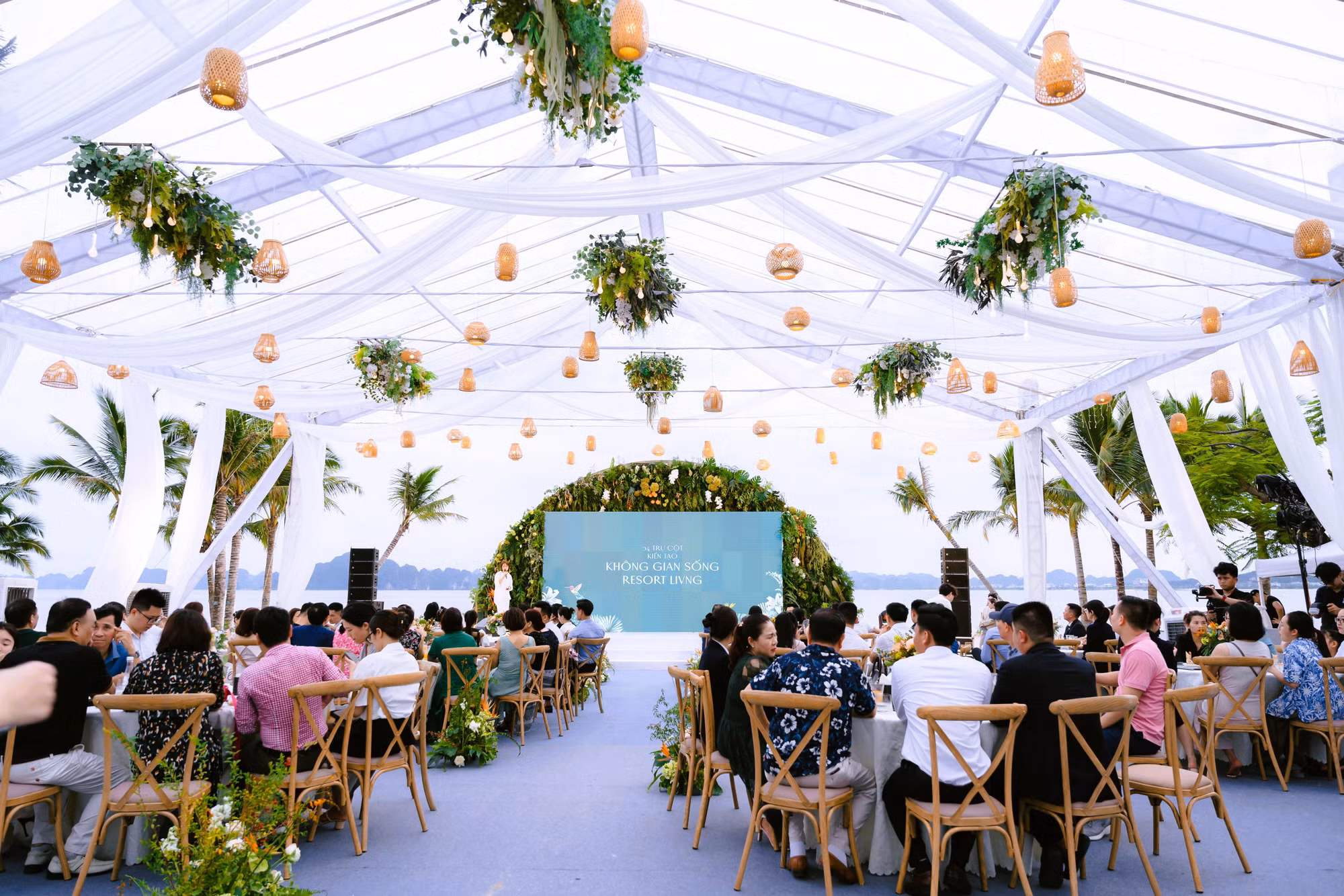 Bất động sản nghỉ dưỡng bên vịnh Hạ Long xuất hiện nhiều giao dịch tiệm cận trăm tỷ -0