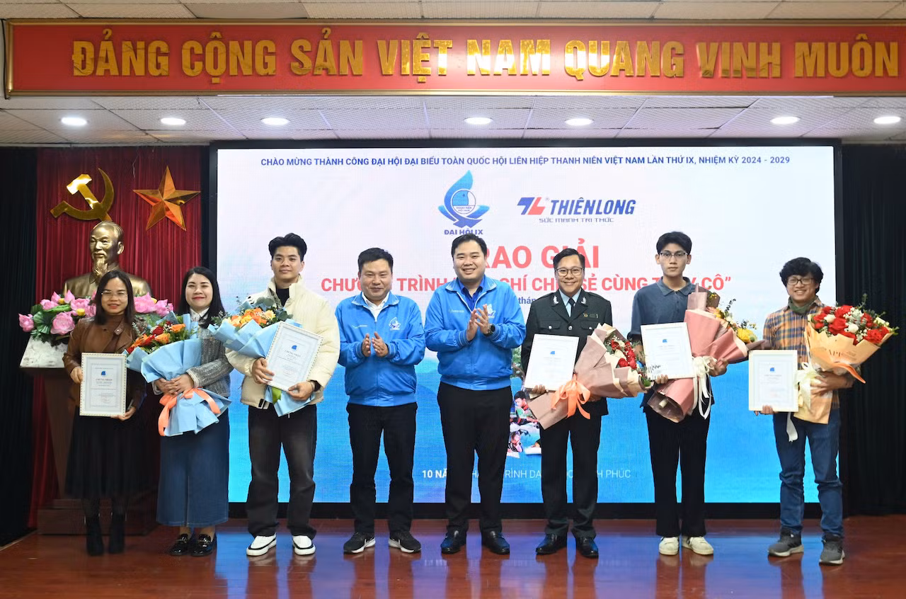 Trao giải cuộc thi 