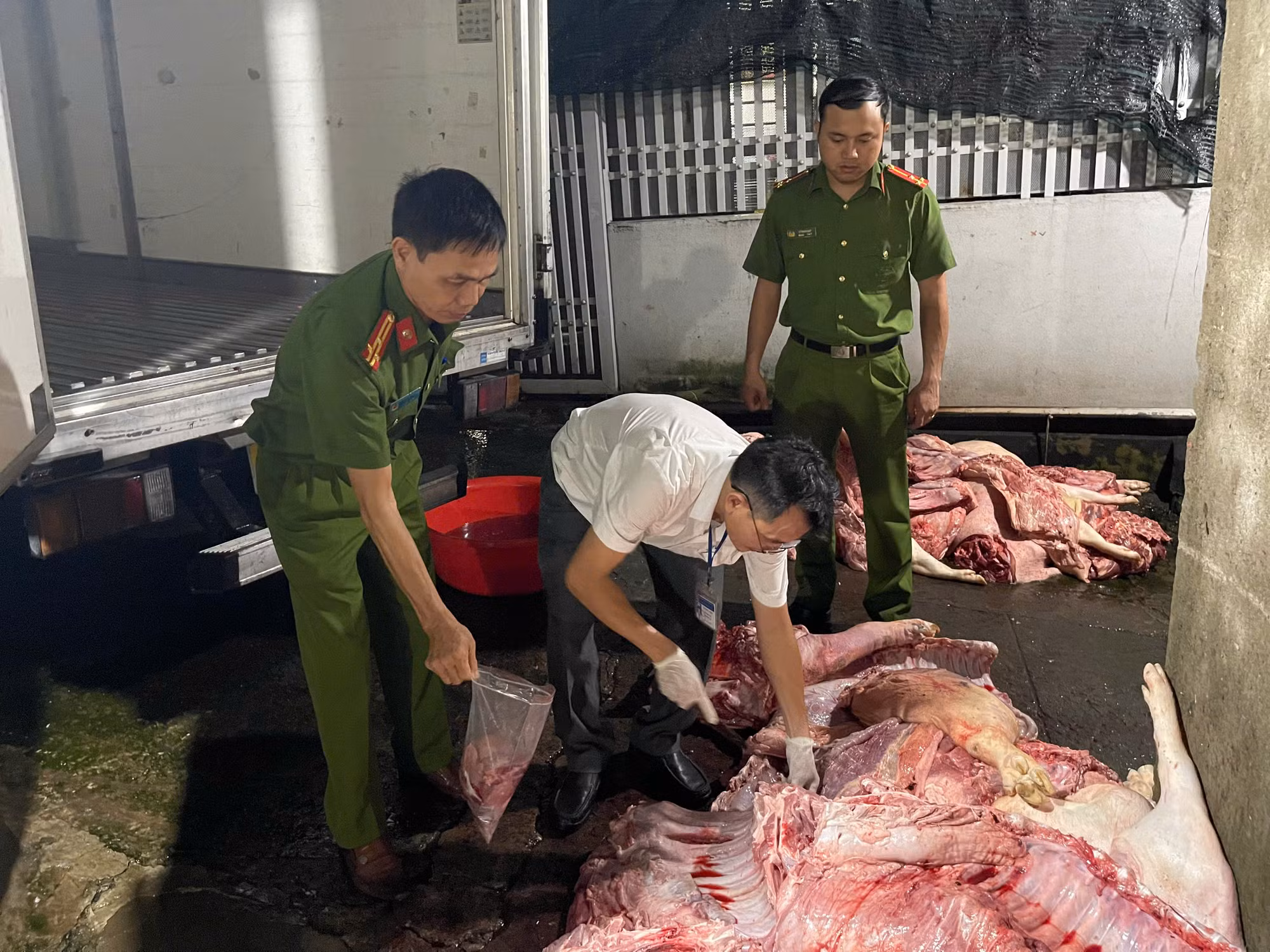 Chủ động phòng ngừa, kiên quyết đấu tranh&nbsp;với tội phạm và vi phạm pháp luật về môi trường -0