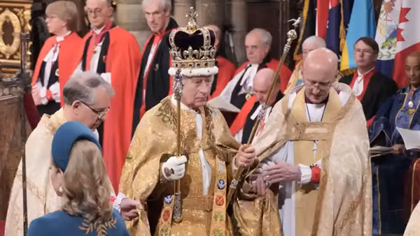 Vua Charles III nguyện cầu mọi người đều được dẫn dắt tới con đường hòa bình