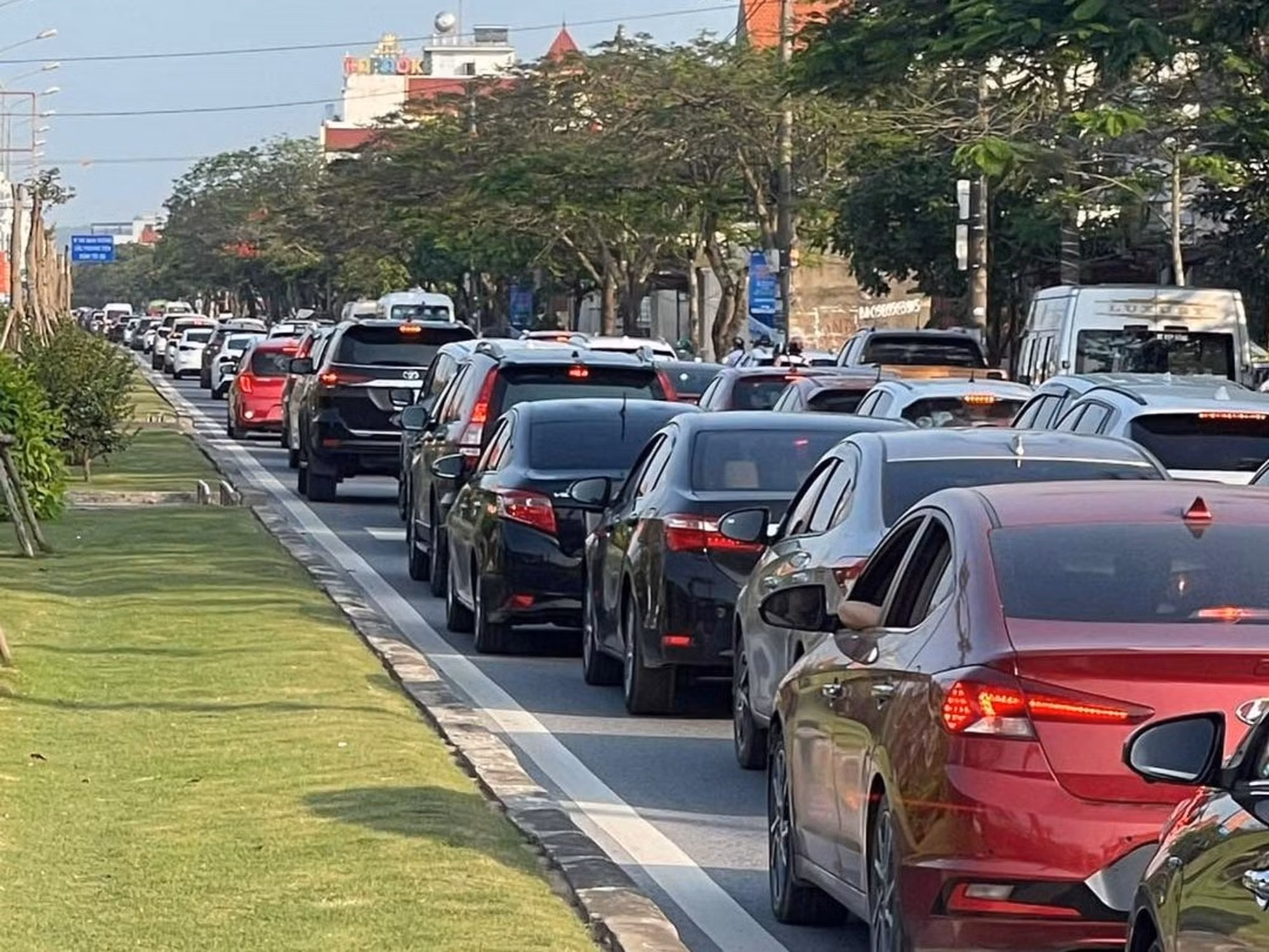 Du lịch Hải Phòng, Quảng Ninh dịp nghỉ lễ 30/4 và 1/5: chỗ tăng đột biến, nơi lại giảm mạnh -0