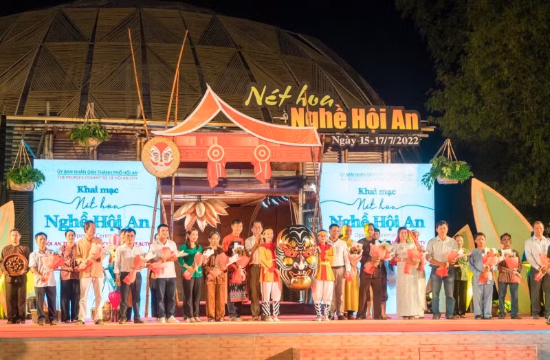 “Nét hoa nghề Hội An” tôn vinh nghề thủ công truyền thống và văn hóa bản địa -3
