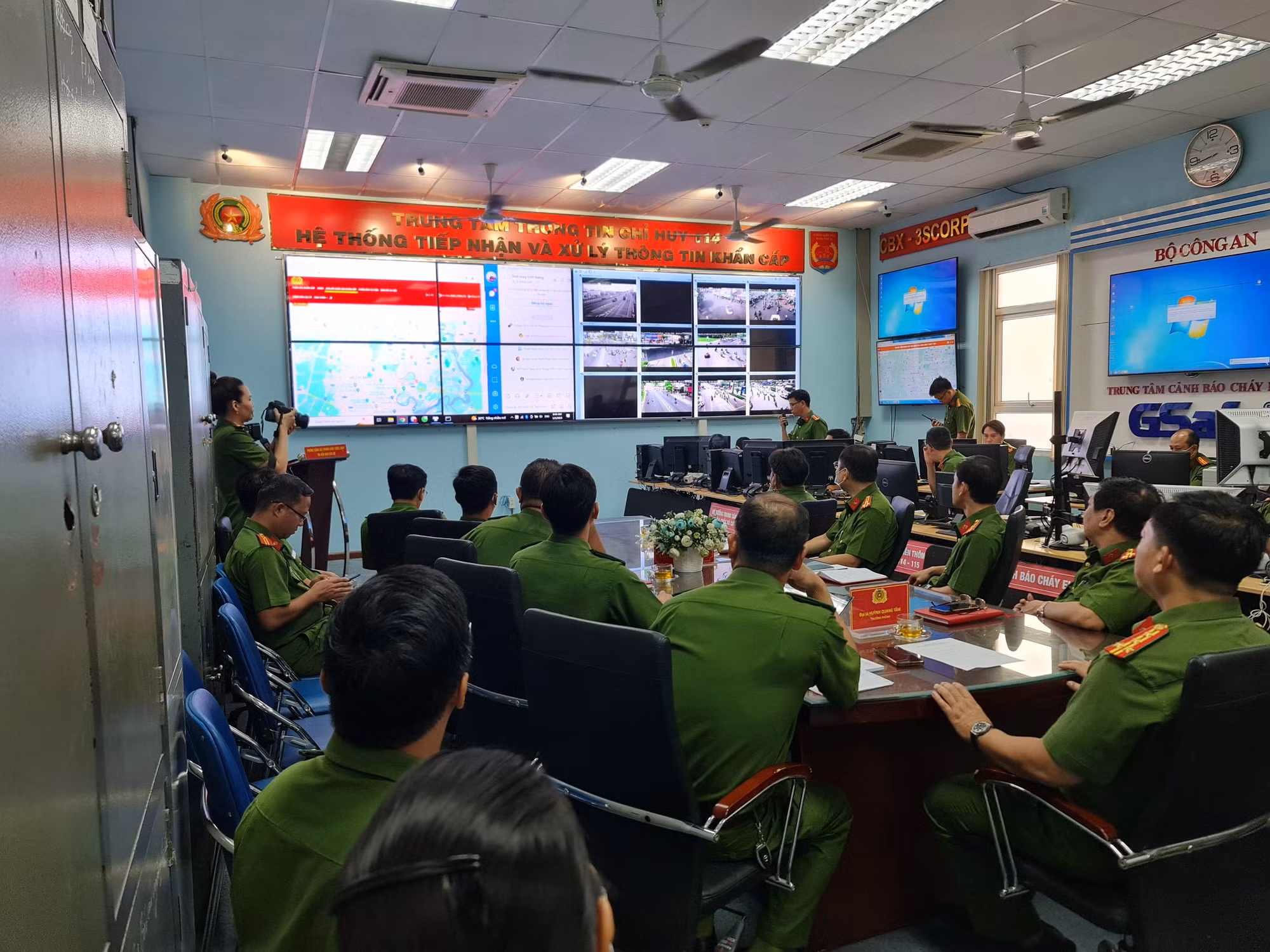 Ứng dụng công nghệ vào công tác chỉ huy PCCC và CNCH -0