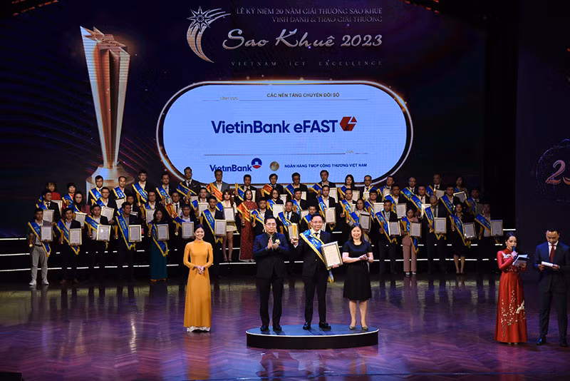Ngân hàng số cho doanh nghiệp của VietinBank được vinh danh Sao Khuê 2023 -0