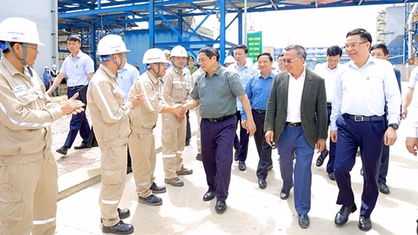 Giảm thiểu tác động bất lợi, đặc biệt là giá dầu, Petrovietnam hoàn thành vượt mức kế hoạch