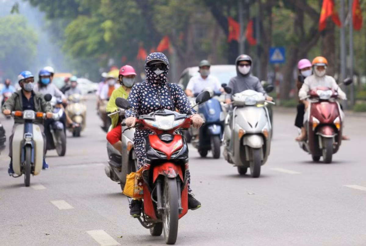 Nắng nóng đổ lửa ở Bắc và Trung Bộ bị xóa tan khi không khí lạnh tràn về từ 7/5 -0